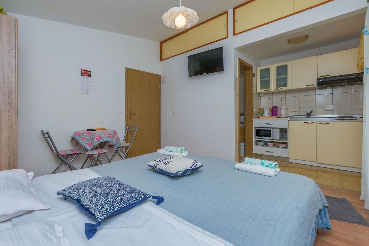 Apartment Goge Omiš Exterior foto